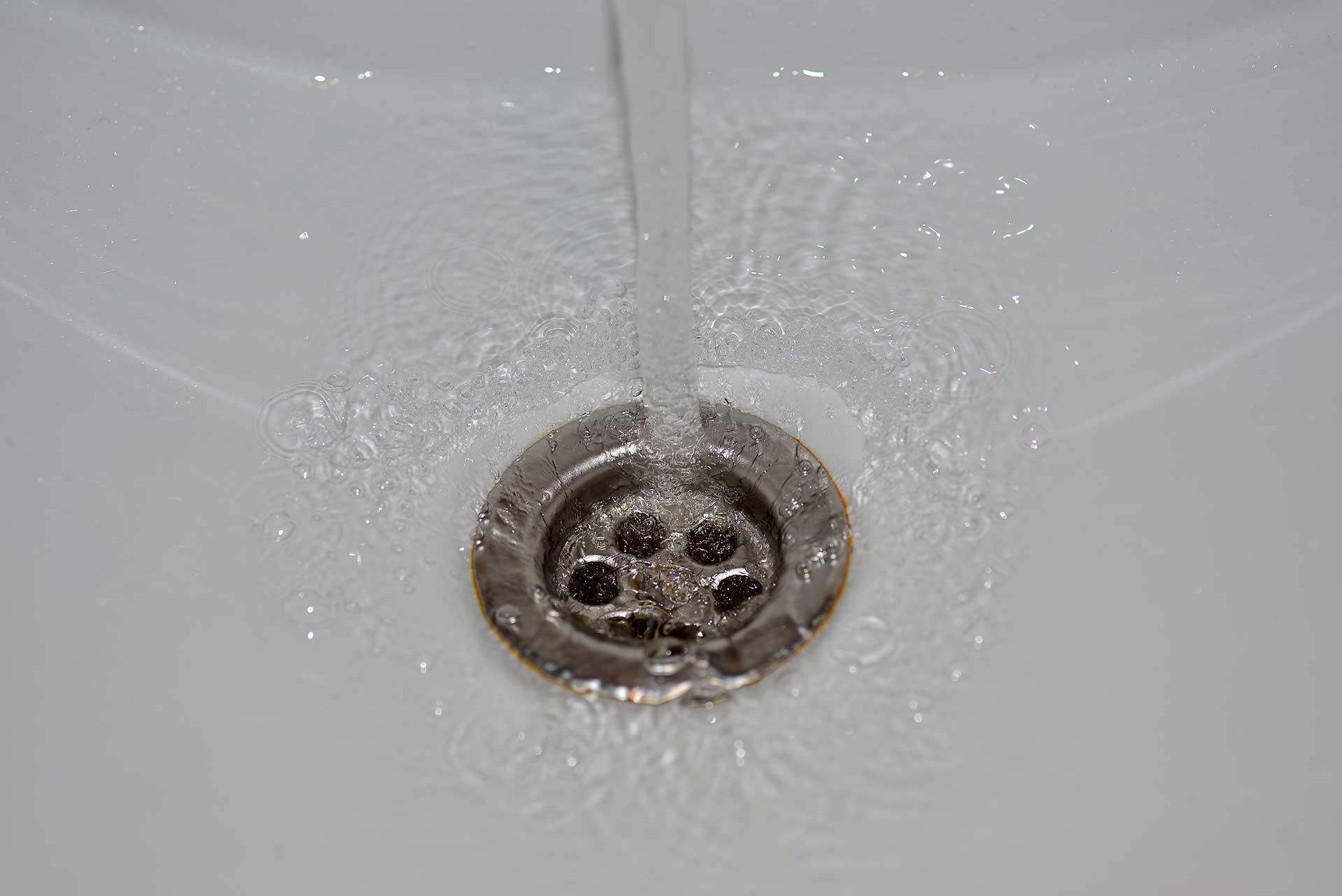 A2B Drains provides services to unblock blocked sinks and drains for properties in New Cross.